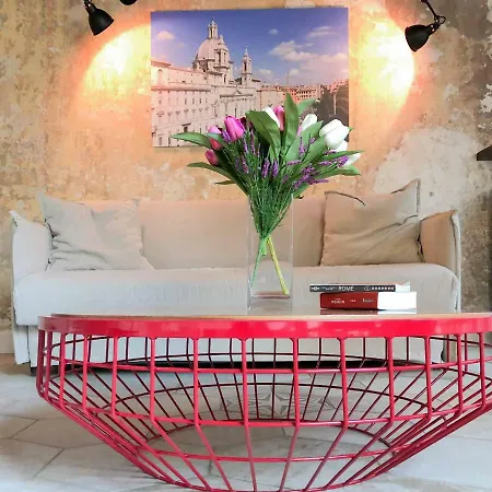 Babuino Patio Penthouse アパート ローマ